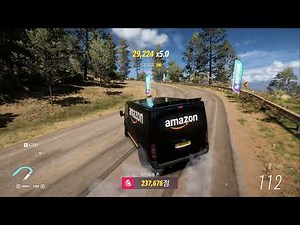 Forza Horizon 5 Amazon delivery truck drift (I tried)