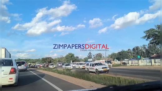 A pedestrian was struck and killed by a vehicle near the Trabablas Interchange this afternoon. 📹 : Wilson Kakurira | The Herald-Zimbabwe