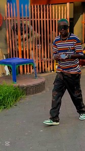 1.3K views · 634 reactions | Drop the phone prank  #SAMA28 #fypシ゚viralシfypシ゚viralシalシ | Ivey Blaq | Facebook