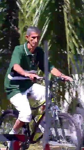 916K views · 10K reactions | Já pensou se essa moda pega?!  #pss #programasilviosantos #silviosantos #cameraescondida | Programa Silvio Santos | Facebook