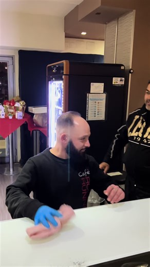 Attenzione venti forti in arrivo 😂@davideredsalzillo