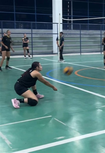 Coisas que eu faço quando meu time tá perdendo no vôlei