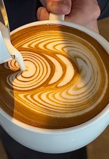 Coffee Art Creations: Morning Latte Experience
