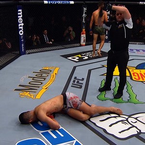Is this the CRAZIEST finish to a fight you've ever seen?! 😳 | UFC
