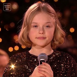 Kolęda na Święta ❄ Ala Tracz śpiewa 𝗝𝗲𝘇𝘂𝘀 𝗺𝗮𝗹𝘂𝘀𝗶𝗲𝗻́𝗸𝗶 🌟 Prosto z wigilijnego koncertu kolęd w Katedrze w Pelplinie 👏 #BądźmyRazem w Boże Narodzenie 💝 | Telewizja Polska