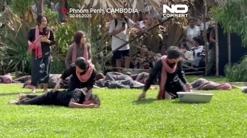 Cinquante ans après l’horreur, le Cambodge rend hommage aux victimes des Khmers rouges