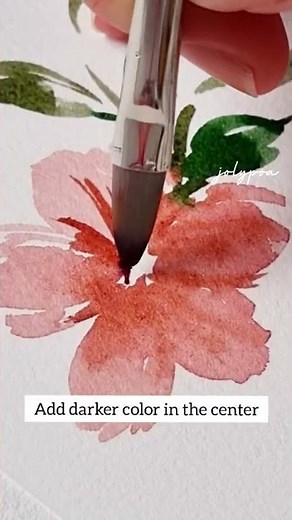How to Paint a Simple Flower Using a Filbert Brush
