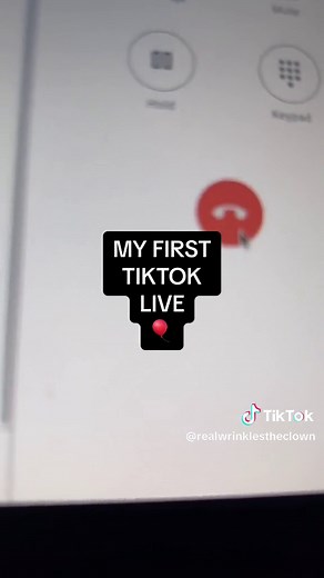MY FIRST LIVE TIKTOK TAKING CALLS, DID I ANSWER YOUR CALL? 🎈#wrinklestheclown #live #creepy #clown #horror #funny