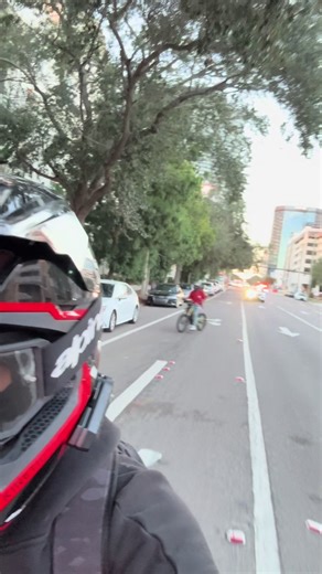 finally got a chase on gopro and ebmx cut out not even a minute after i got away from first clip #surron #policechase #police #ebike #bikelife