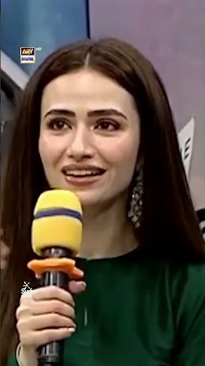 Shoaib ka Matlab batao Sana 🤣 #jeetopakistanleague #fahadmustafa #sanajaved #kubrakhan #shorts