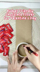 259 | DIY Affordable Chocolate Flower for Valentine's Day 😍 #valentines #valentinesgifts #valentines2024 #diygifts #affordablegifts #chocolategifts #chocolateflower #diygiftsandcrafts #giftideas2024 #gifts #cute #affordable #BudgetFriendly #foryou #fypシ゚ #artandcraft #paperart #hobbycraft #diyproject | Paper Pen and Scissor