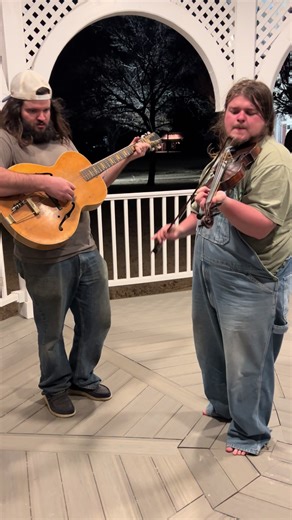 Here’s a turnpike song for your ears #fyp #fiddle #reddirt | Fiddle Player