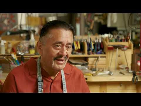 "The way I started cutting stone was with grandfather" I Jesse Monongya