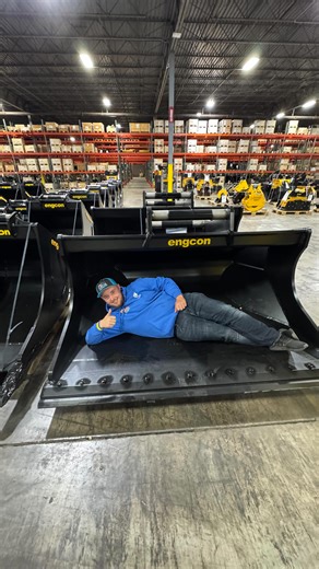 Had an incredible time at the @engcon_usa grand opening of their new North Carolina HQ! From when we first got an engcon and to be quite honest waiting on inventory in the past to no longer having that problem. They expanded inventory, speeding up shipping, streamlining parts and service, and just flat-out improving every corner of their U.S. operation. Being able to See rows on rows of tiltrotators, attachments, and parts ready to go is the best thing to see for this industry and let’s be real 