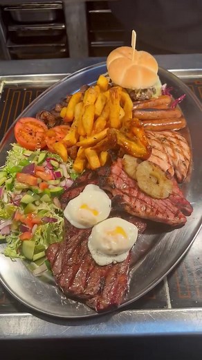 Mega Mixed Grill Challenge close up Eat all this with in 60 mins win £50 cash 💰 Eat it all and beat the current record win £200 cash 💰 can you ?? #foodchallenge #steakchallenge #burgerchallenge #FreeMeal #FoodPorn #CattlemansChallenge #CashPrize | Cattlemans Steakhouse