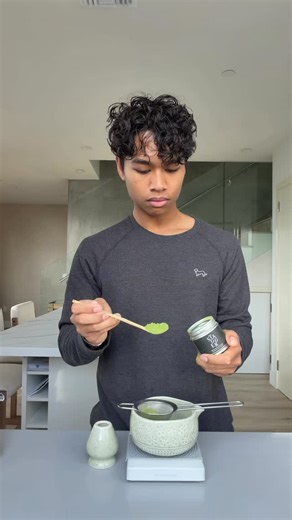 Angelo Marasigan on Instagram: "Making my morning matcha spanner 襤"