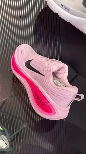 Nike Vomero Plus (Pink Foam/ Hyper Pink/ Pink Beam/ Black)