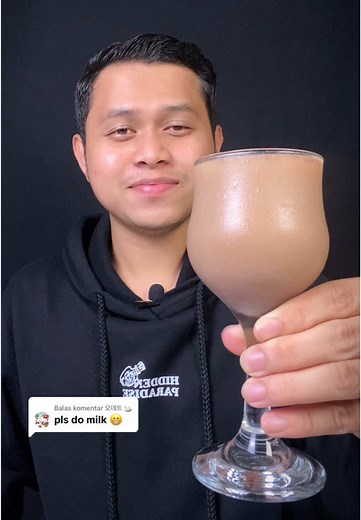 Membalas @오데트 🦢 ASMR Drinking Chocolate Milk #asmr #drink #sleep