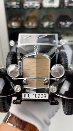 9K views · 273 reactions | Mercedes G4 (W31) 6x6 - 1:18 scale by Model Car Group. Buy this & more amazing models on www.modelcarworld.de | AC Collection | Facebook