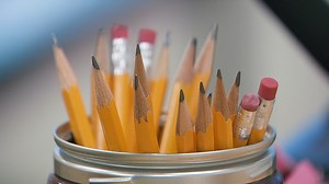 Molalla River School District closed over mask protests; board votes to lift mandate early