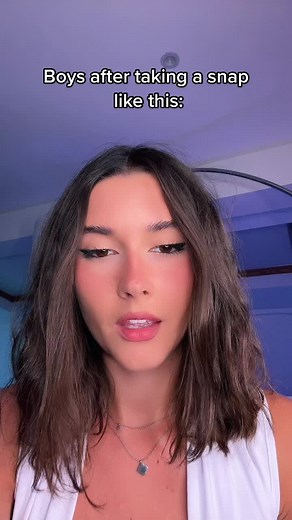 10 Cute and Creative Snapchat Pose Ideas for Perfect Snaps