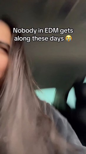 Why can’t we be friends… why can’t we be friends…. Song lD: “SNOBS” - @hissteriamusic - #techno #dnb #drumnbass #edmcupid #dubstep | EDM Cupid