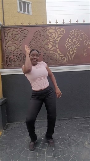 Move like that Dance Challenge #tiktokviral #tiktokdancechallenge #viral #trend#popular#shorts#dadc