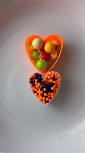 Beads ASMR #asmr #beads #stonebeads #oddlysatisfying #satisfying #shorts #asmrsounds #relaxing