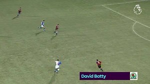 Alan Shearer ➡️ David Batty ➡️ Sensational 🎯💥 #GoalOfTheDay | Premier League