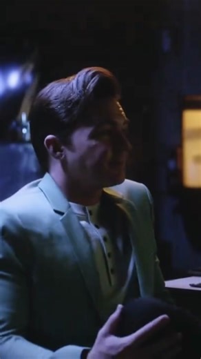 Drake Bell has called out ‘Boy Meets World’ cast members on social media after they supported Brian Peck during his s*xual misconduct trial in 2004. #nickelodeon #quietonset #misconduct #allegations #boymeetsworld #brianpeck #drakebell #fyp