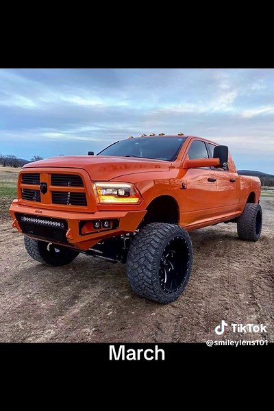 Monthly Truck Maintenance Tips for Every Season