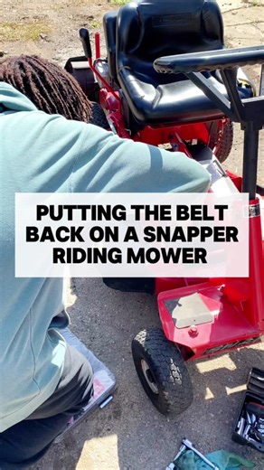 🛠️ Putting A Belt Back On A Snapper Riding Mower #dunlap #wisdomrich #wisdomrichmotors #snapper #snappermower #lawnmower #lawncare #lawnmowerbelt #5star #5starg #smallenginemechanic #mechanic