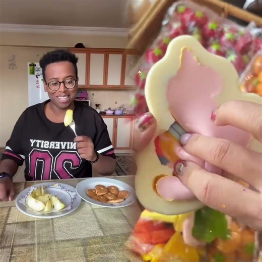 Sizce böyle mi 😂😂 gözün kapalı bro yaz bakalım❤️