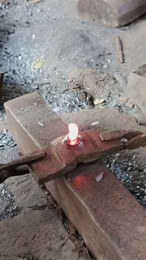 Blacksmithing video tutorial