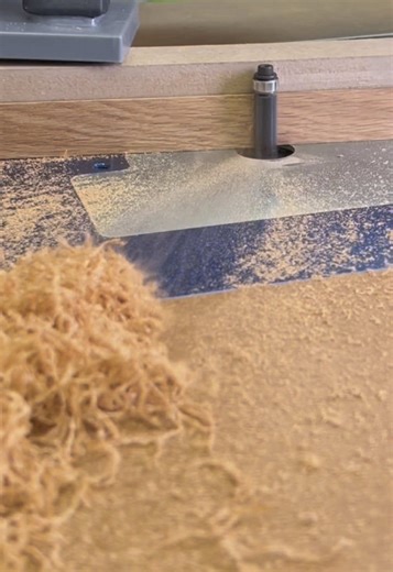 Mid Century Nightstand Design and DIY Tips