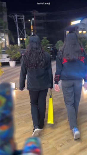 Anshul Rastogi on Instagram: "Random Photography Of Pretty Girls In Haldwani 😍📸 . . #photoshoot #viral #trending #explore #girl"