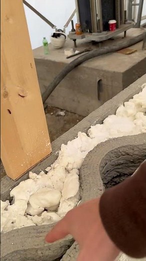 Insulation, rebar, and structural integrity on a 3d printed building