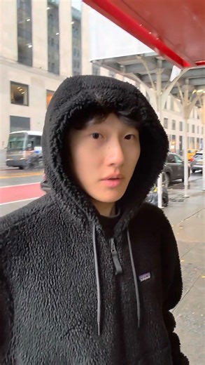 Jon Buret on Instagram: "Shoutout to my guy Ray!!! @springbone #nyc #healthyfood"