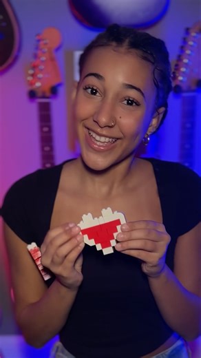 AD Join me in spreading joy this Christmas! It’s simple, build a ‪@LEGO‬ heart #BuildToGive