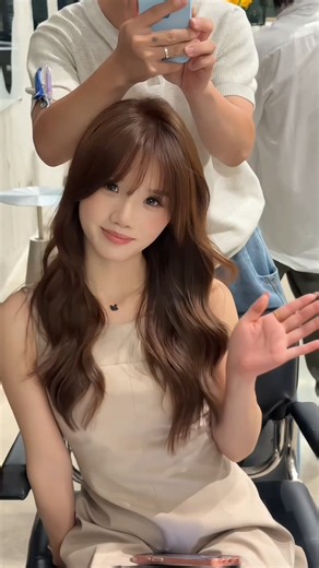 Amazing Bangs & Layers Transformation! 😍