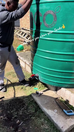 Cleaning a Large Green Water Tank: Step-by-Step Guide