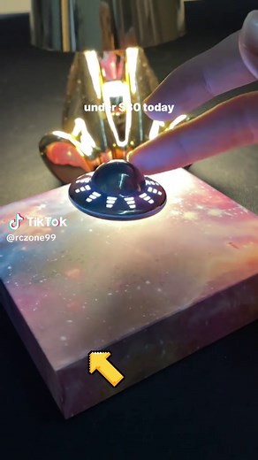 #TikTokShopHolidayHaul #giftidea #tiktokshop #tiktokmademebuyit #giftguide #ttsdelight #techgadget #TikTokShopLoveAtFirstFind #levitating #ufo #lamp #flashsale