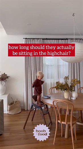 Boob to Food on Instagram: "Our top posts of 2025 with over 2 million views - obviously a common issue - High chair refusal! It can be so frustrating, but it can be helpful to know what realistic expectations are. Most experts agree it is appropriate to expect about 2-3 minutes of attention for every year of life. While some babies and toddlers will sit for a lot longer, for many kiddies, this is all they can handle! Let’s break it down. ⚪️For 6-12 month old babies, expect 1-2 minutes of happy h