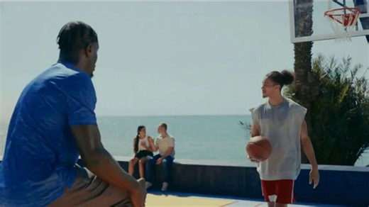 Michelob ULTRA TV Spot, 'Play for an ULTRA'