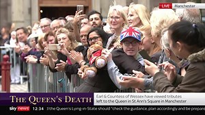 599K views · 10K reactions | The Earl and Countess of Wessex receive applause as they say goodbye to crowds in Manchester. Sophie also shared a hug with a person in the crowd. Follow the latest: https://trib.al/kOVP617  Sky 501, Virgin 602, Freeview 233 and YouTube | Sky News | Facebook