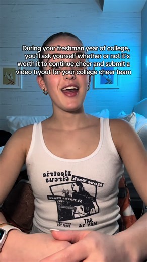 Last one of the season this Friday🤘🤘🤧🤧🧡🧡 | cheerleading