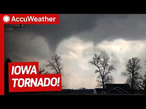 Storm Chaser: Tornado Touches Down in Iowa