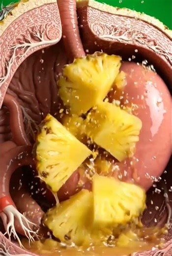 What Happens to Your Body When You Eat Pineapple? | Benefits & Side Effects Explained 🍍