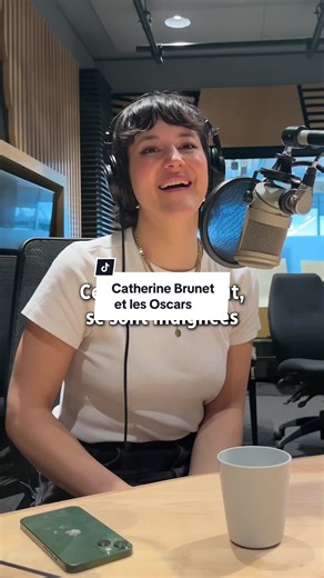 « Pour moi, les Oscars, ça a tout le temps été injuste. » - Catherine Brunet L’actrice qui double la voix de Margot Robbie dans le film Barbie nous parle de la controverse à propos de la non nomination de Greta Gerwig aux Oscars. Elle était de passage à l’émission de De l’huile sur le feu le 4 février dernier. À écouter sur RC Ohdio ! #icipremiere #delhuilesurlefeu #barbie #cathbrunet
