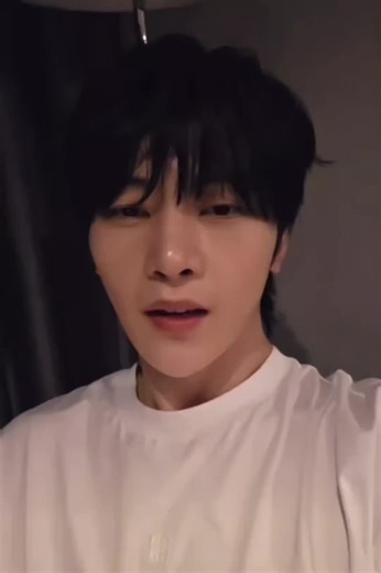 Dessert Lover Reacts to Cheesecake Surprise